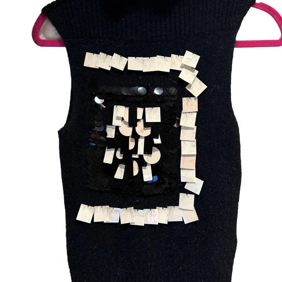BEBE Womens Sweater Vest Black Sz L NWOT Sequins Very Unique - Picture 1 of 6